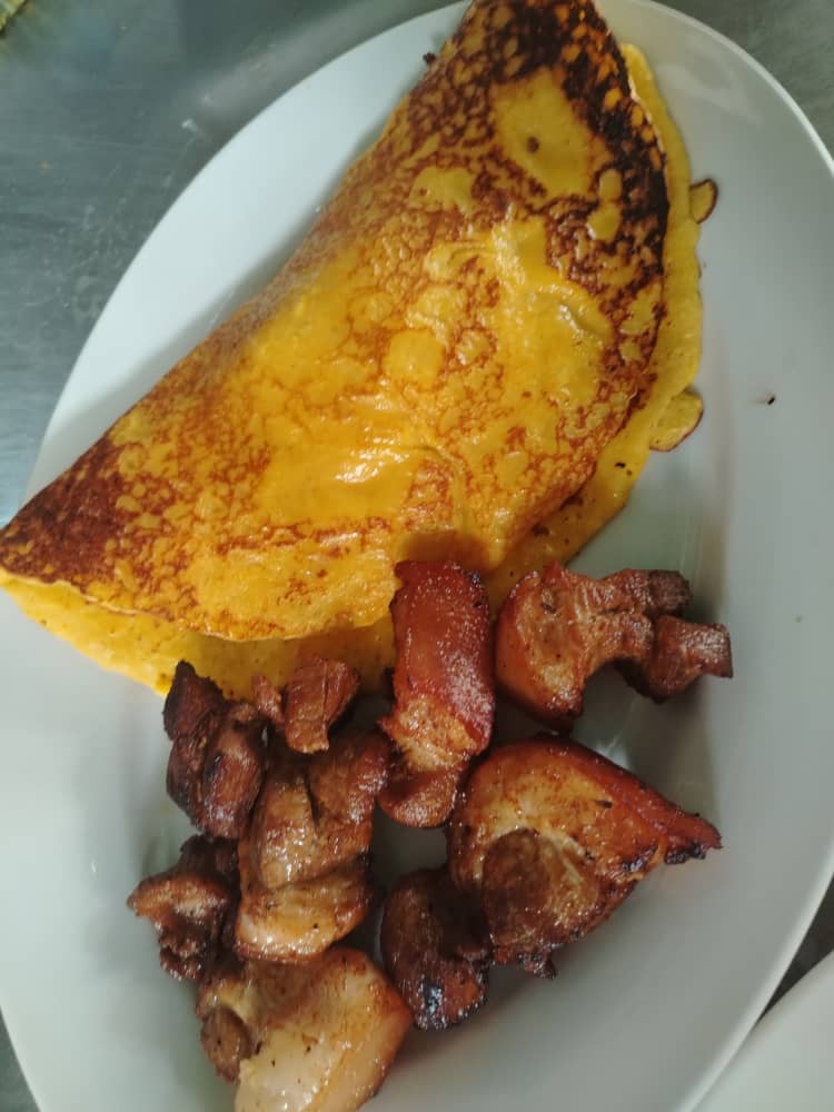 Cachapa con Cochino Frito