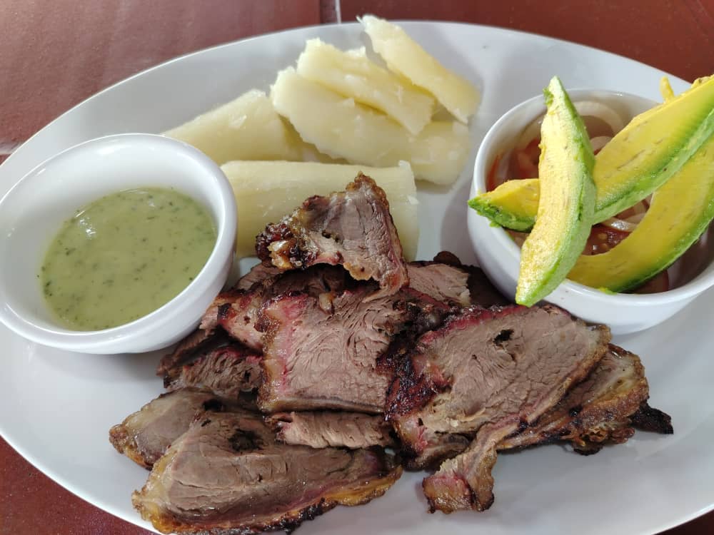 Carne Asada Yuca Ensalada Guasacaca Barinas